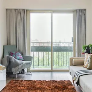 https://2br-central-saigon-apartment-with-balcony-in-bui-vien.hotelsvungtau.com